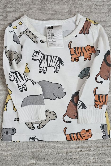 Set 2 pijamale HM marime 62 (3 luni)