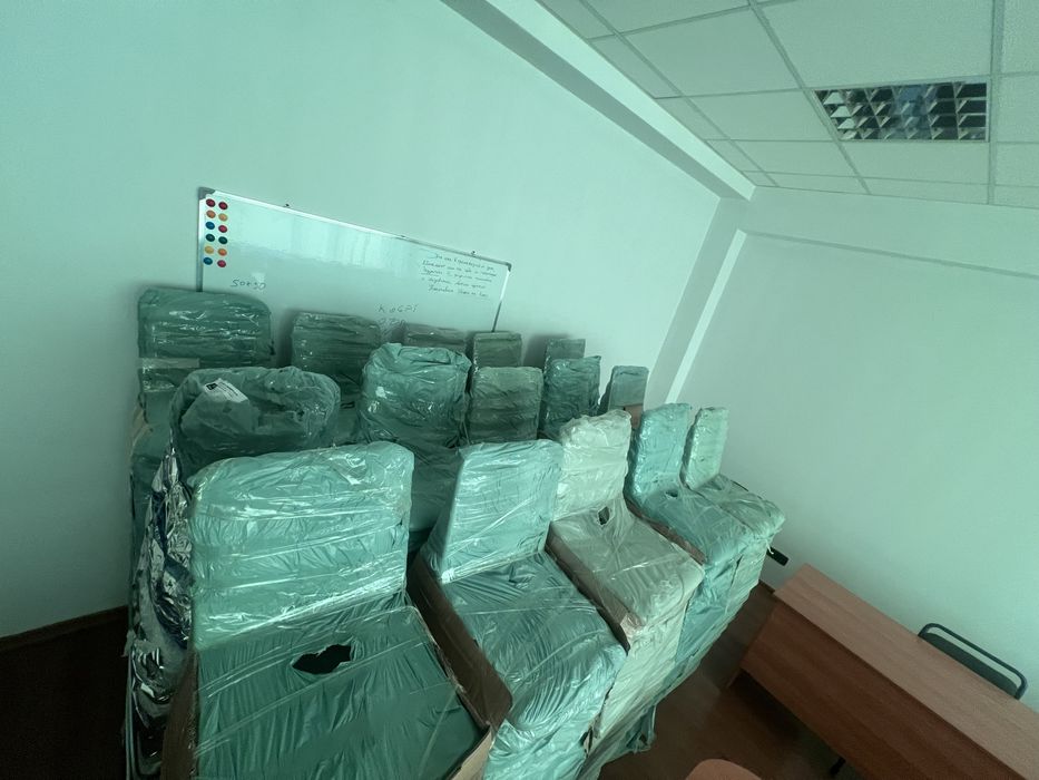 Офисные стулья! Серые! Новые!