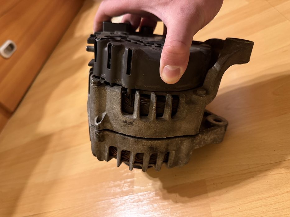 Alternator bmw seria 3 e90