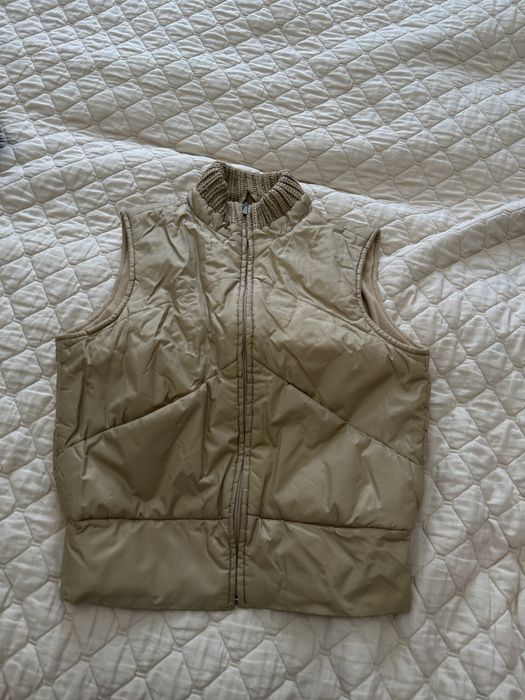 Куртки ибезрукавка женская