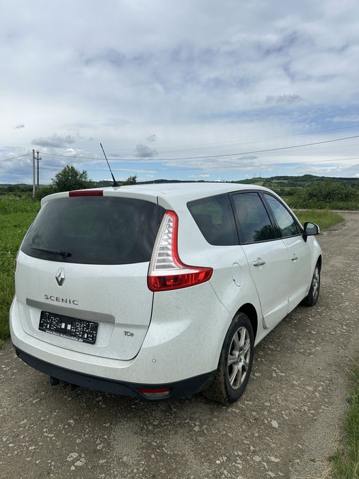 RENAULT Grand Scenic 2011 — imagine 3