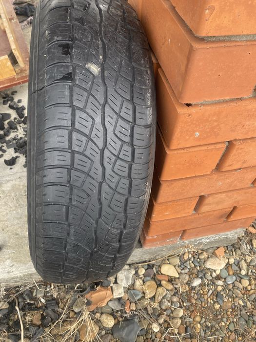 Резина 215/70/16