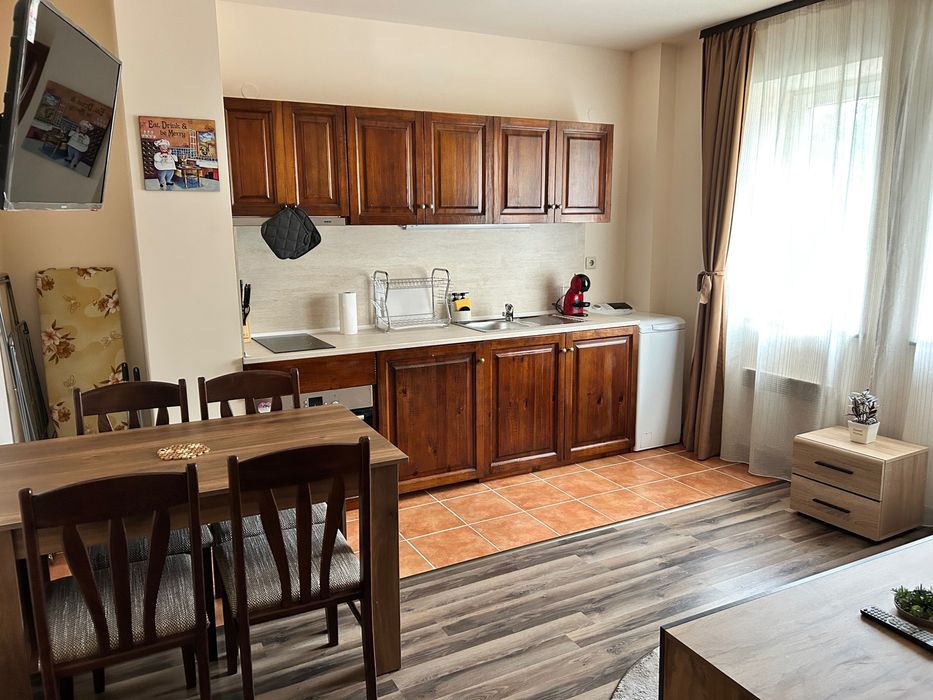 Дава се под наем Двустаен апартамент в Разлог - 65 кв.м за 350 € - Снимка #6