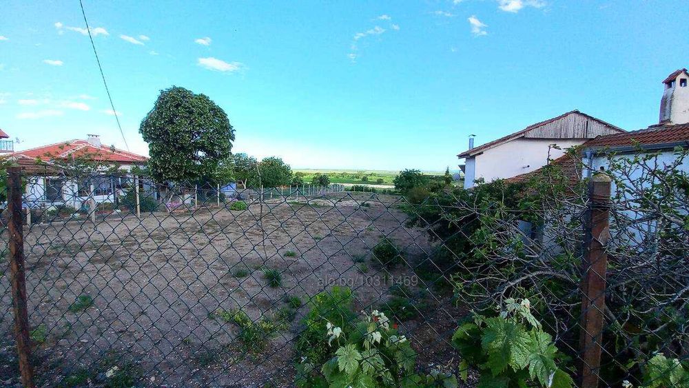 Продава се Парцел в Поморие - 1211 кв.м за 65 €/кв.м - Снимка #6