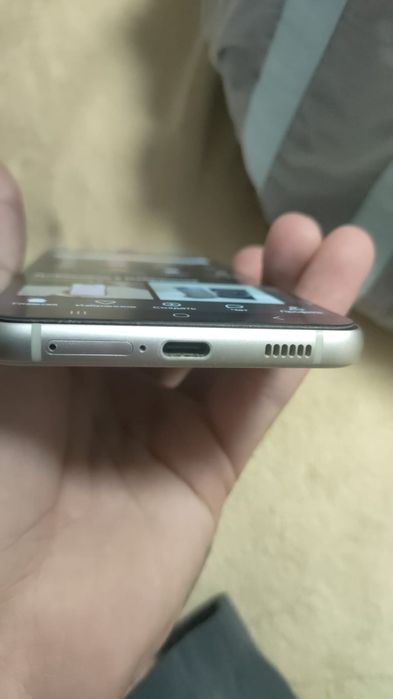 Samsung S21 Fe продам или обмен