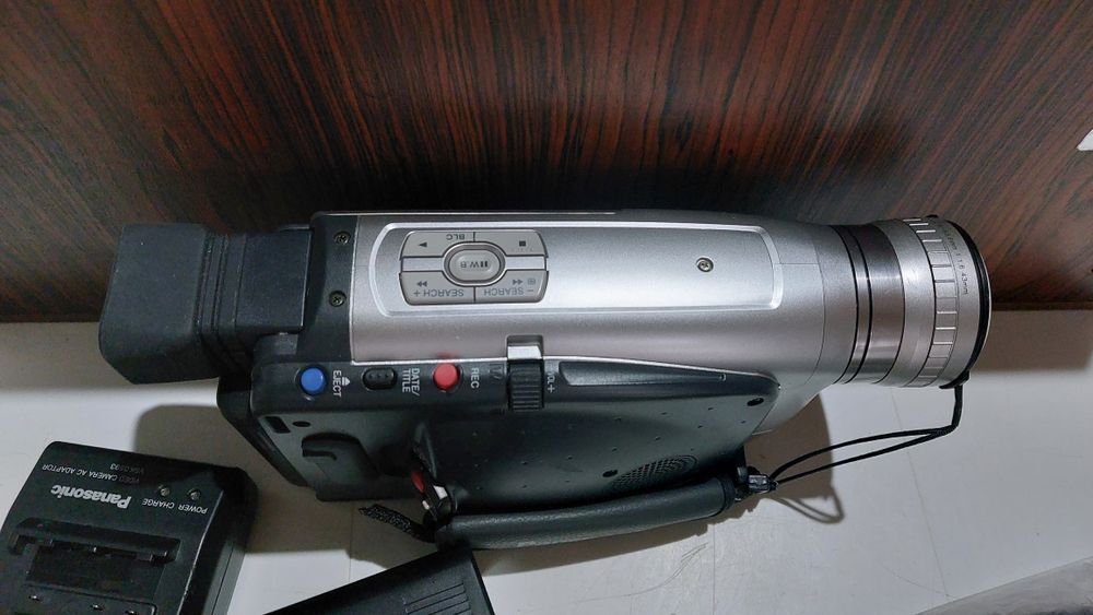 Camera panasonic nv-vz