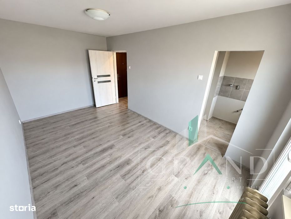 Garsoniera | Balcon inchis | Etaj intermediar | Marasti–zona Rasarit