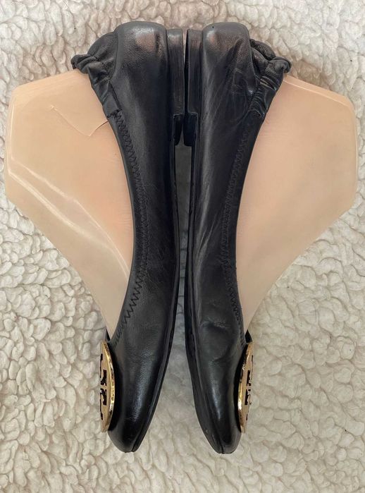 Balerini negri dama piele naturala Tory Burch logo auriu opinci fete