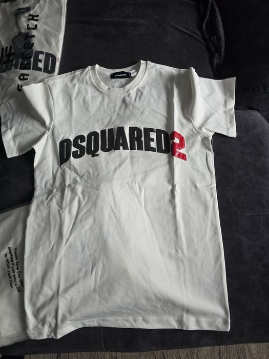 Tricouri Noi Branduri diferite Cu eticheta