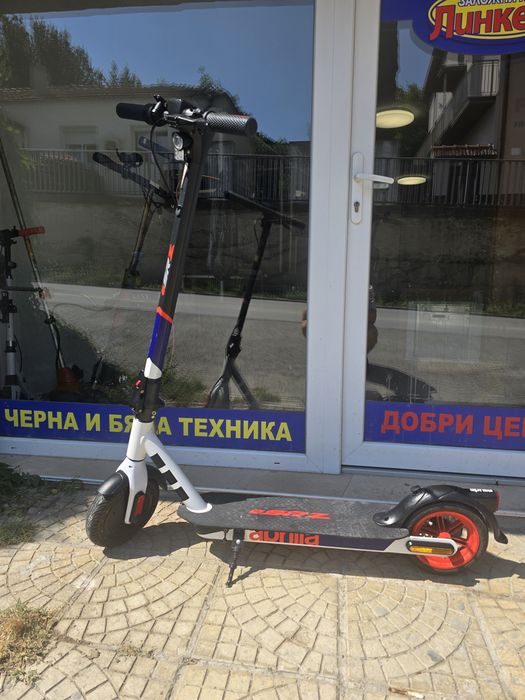 Електрическа тротинетка Aprilia