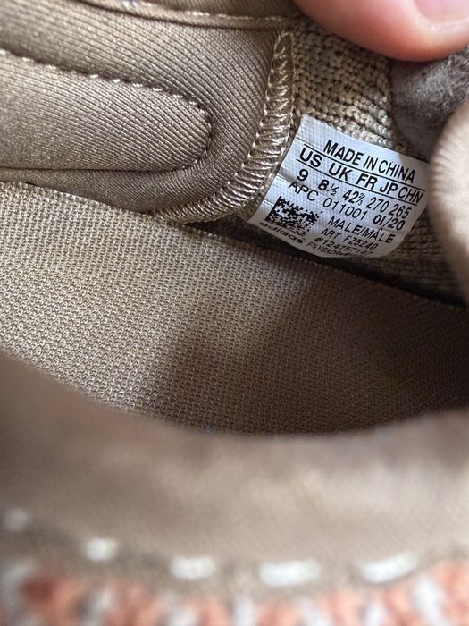 Adidasi Yeezy 350