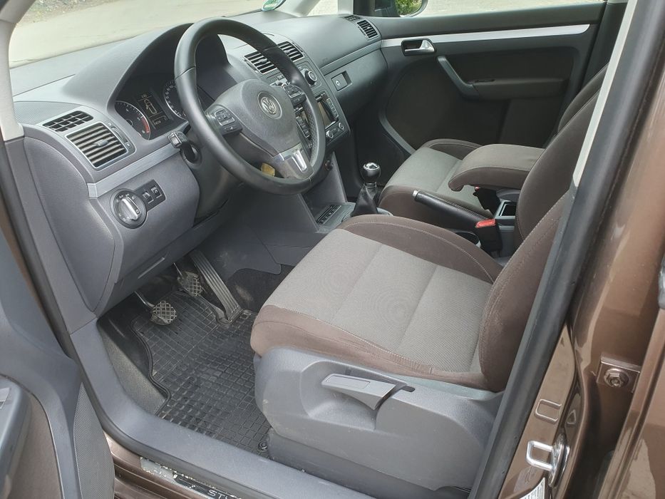W Touran 2013 2.0 TDI Stile