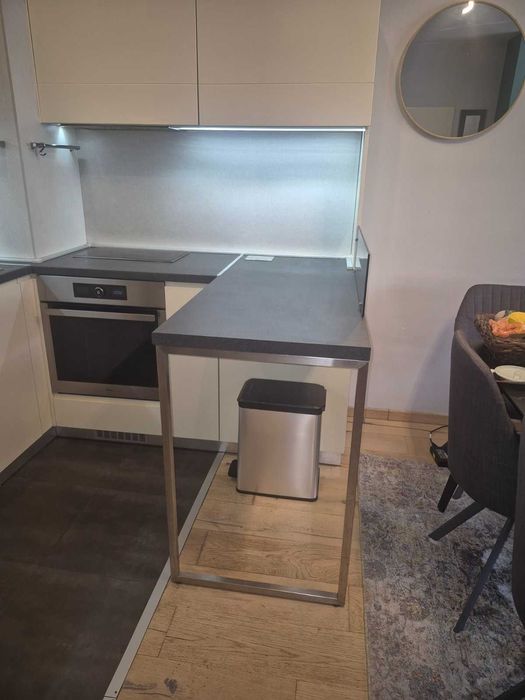 Кухня с уреди за вграждане