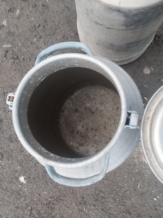 Продаю фляги 2 штуки