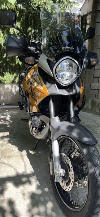 Honda Transalp 700 V