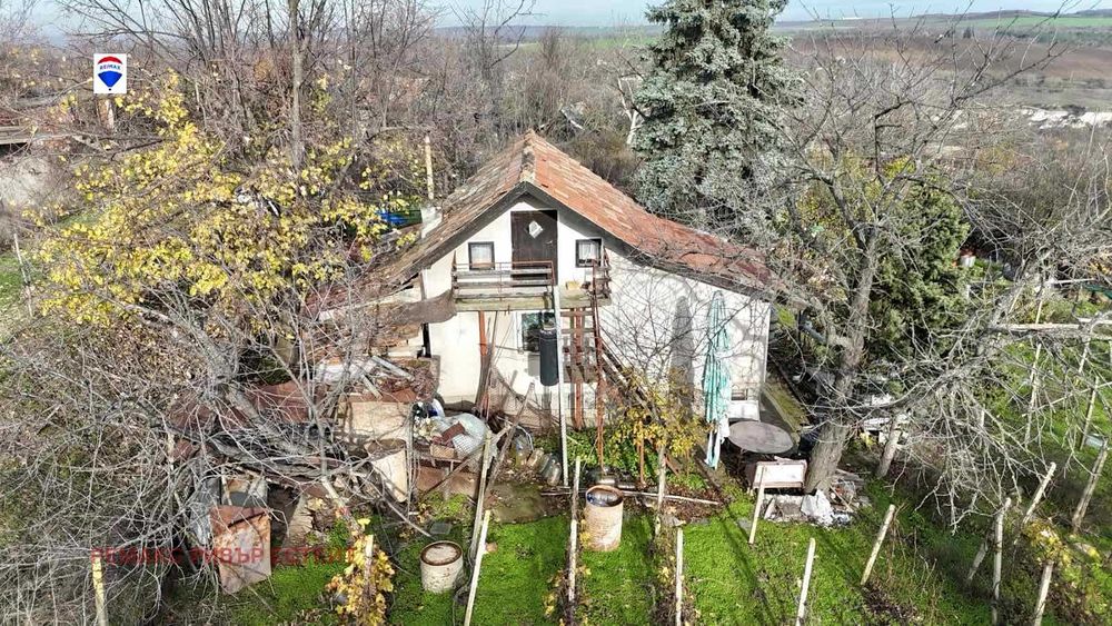 Продава се Къща в Русе, Долапите - 37 кв.м за 511 €/кв.м - Снимка #1