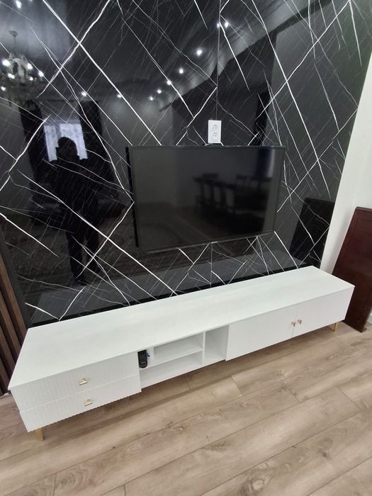 Тумба под телевизор