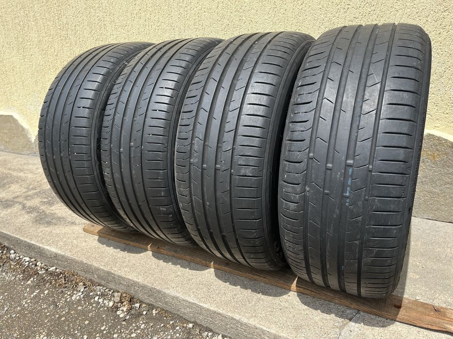 4 бр. летни гуми 215/50/17 Toyo DOT 3618 5 mm