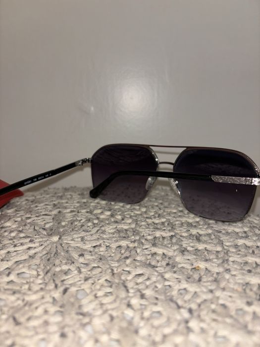 Слънчеви очила Guess