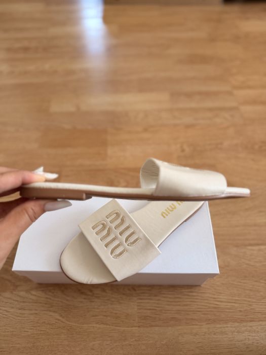 Papuci dama 38 noi