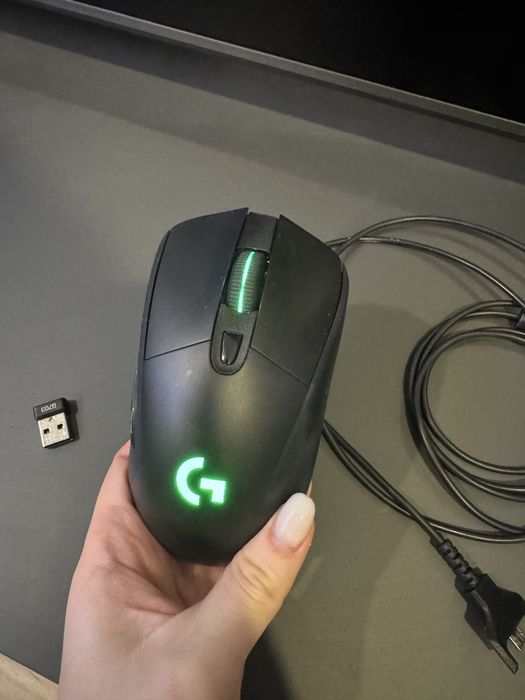 Logitech G703 Lightspeed Wireless Gaming Mouse + cablu
