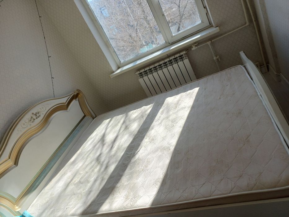 2 спальная кровать.