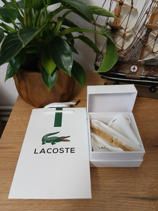 Brățară Lacoste, nouă