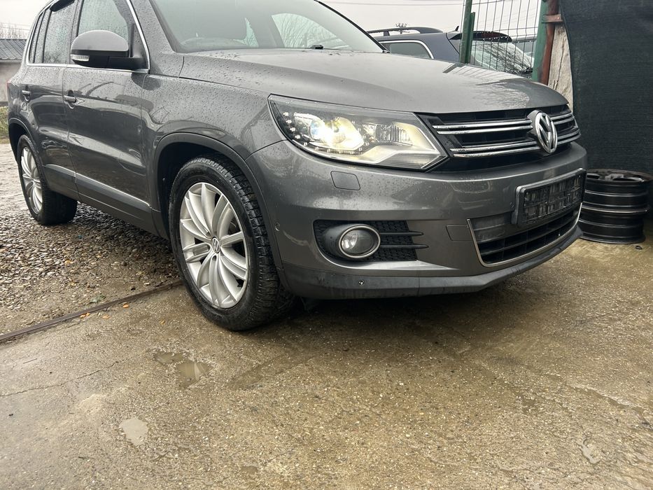 Haion cu lunetă Volkswagen Tiguan 2012 Facelift