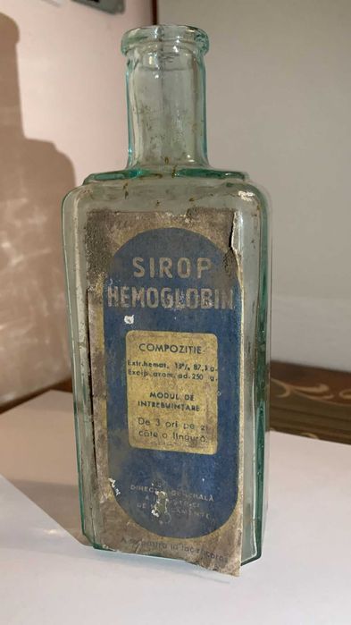 Obiecte din sticla din perioada interbelica, borcan mustar Stirbey pentru colectionari