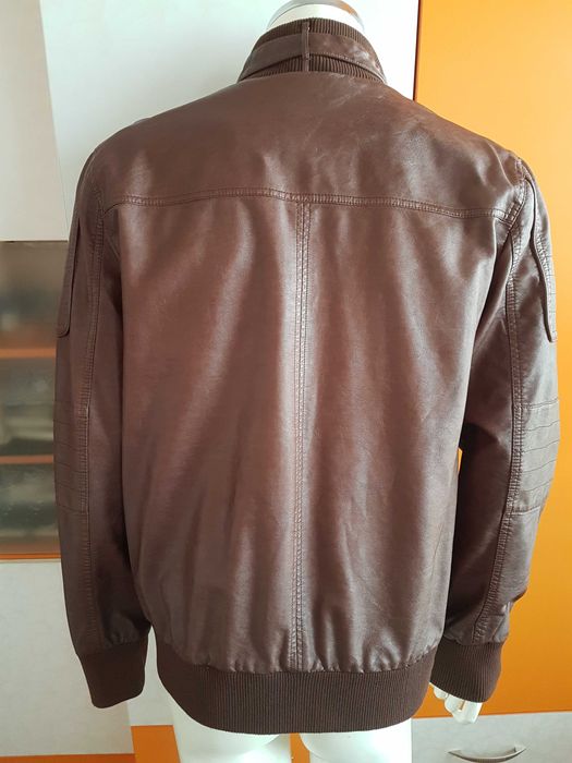 Ново мъжко яке Guess модел Declan Bomber размер L