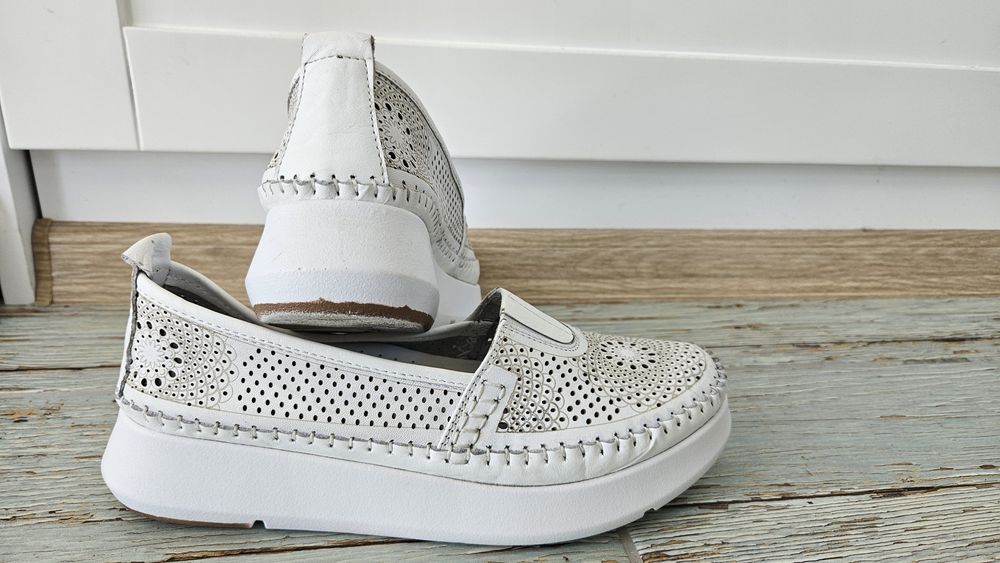 НОВИ Дамски обувки естествена кожа