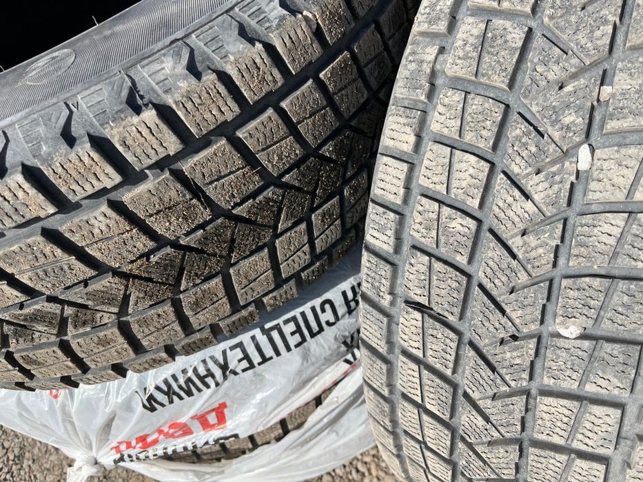 Продам шины комплект все сезон