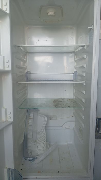 Продам холодильник