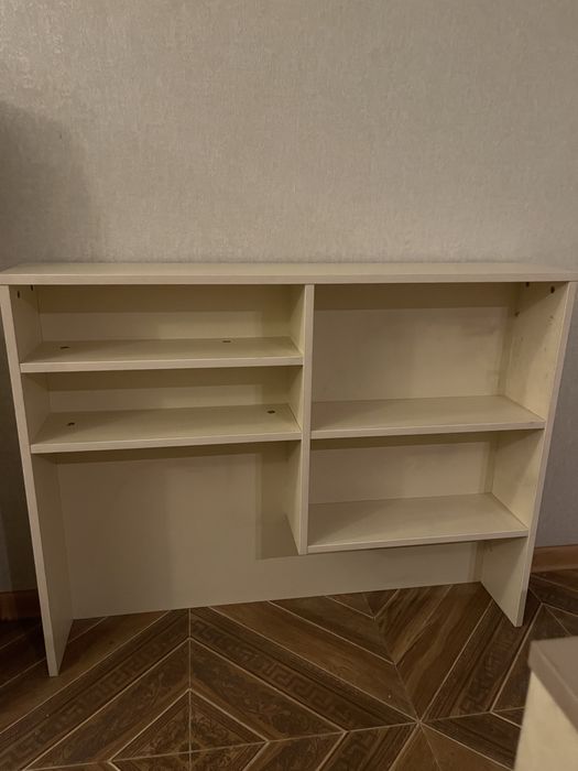 Стол рабочий с полками