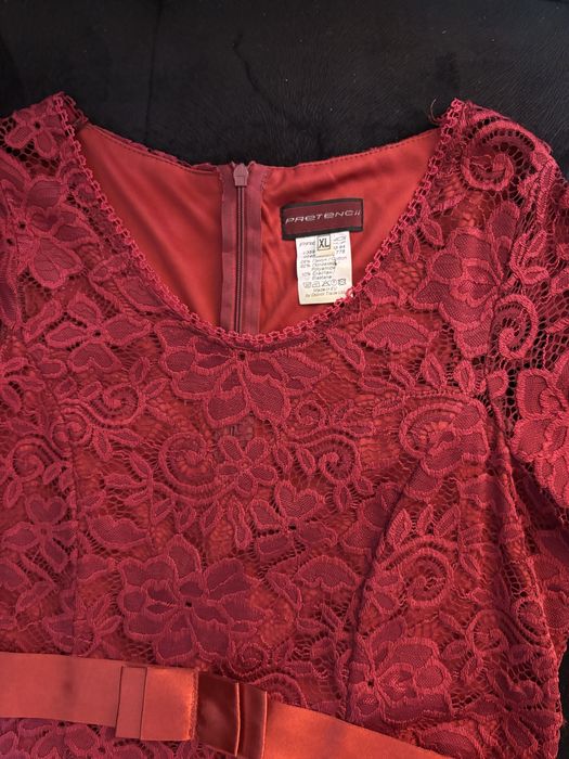 Rochie de seara din dantela