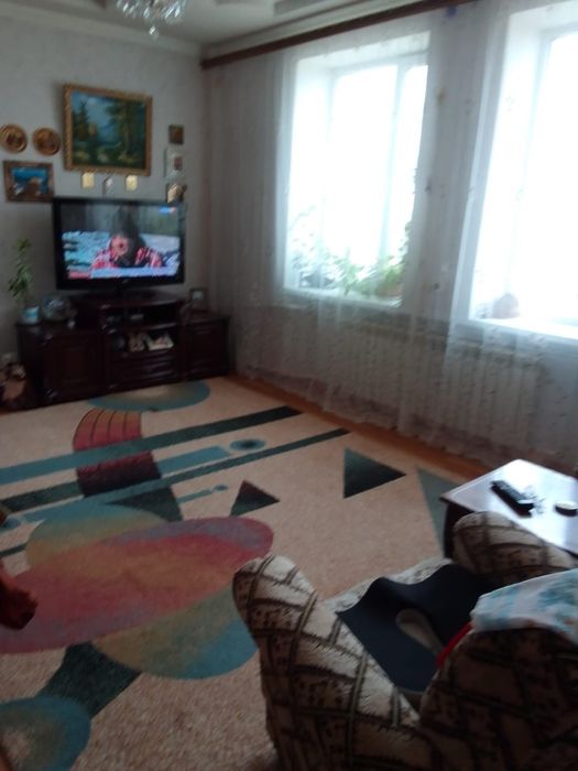 Продам 2 квартиру в 2 этажном доме.