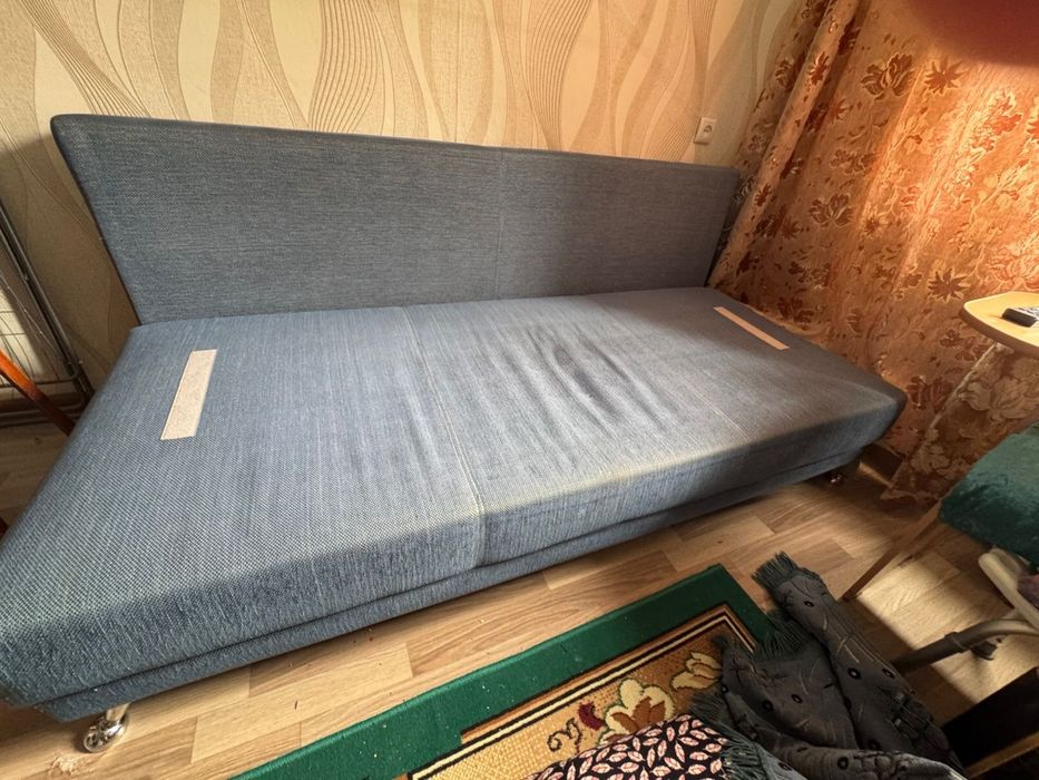 Диван почти даром