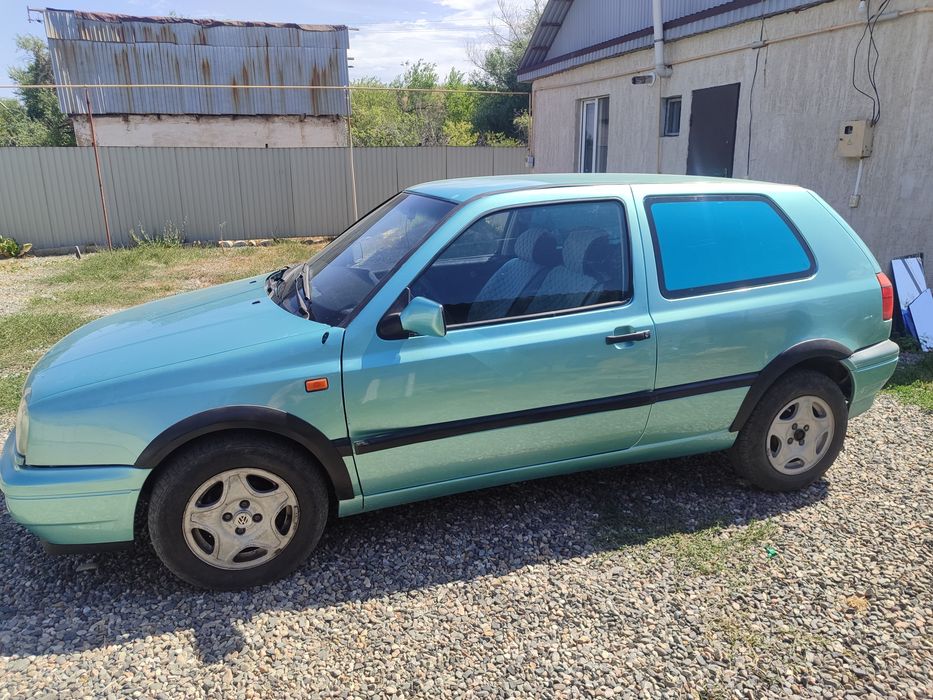 гольф 3 автомат .