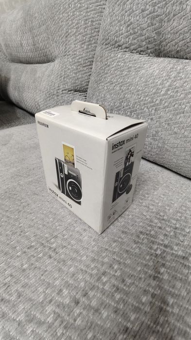 Instax mini 40 фотоаппарат + чехол