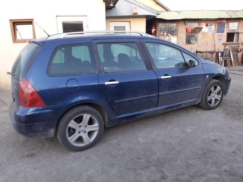 Dezmembram Peugeot 307