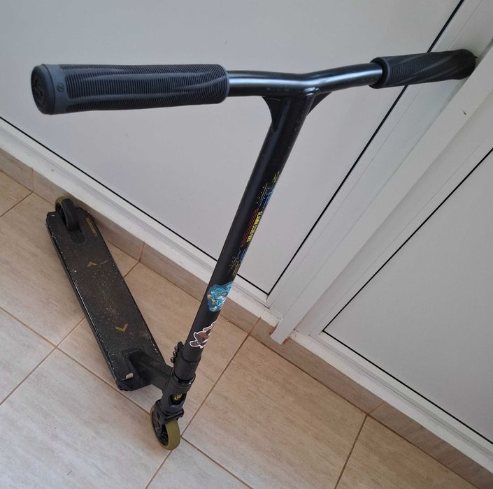 Trotineta freestyle SLAMM SCOOTERS Classic V9