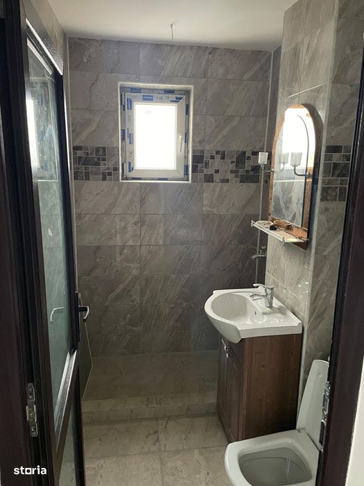 De vanzare apatament 2 camere, zona V-uri