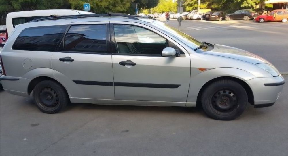 Vând Ford Focus Break 1,9