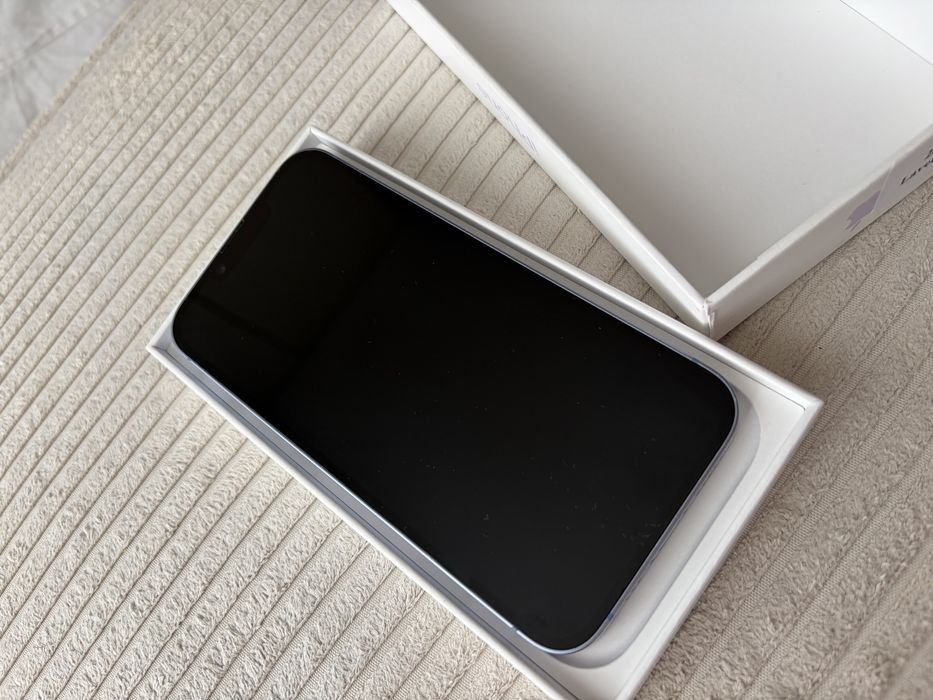 iPhone 14, 256GB, син – отлично състояние