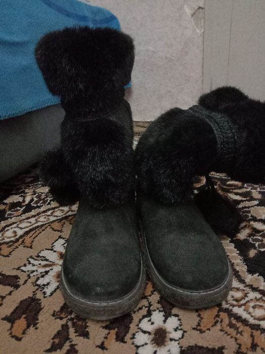 Продам унты, натуралка