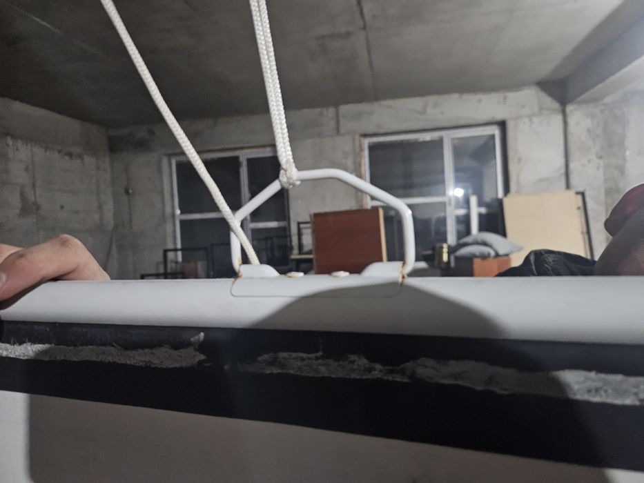 Экран для проектора. Размеры 140х190.