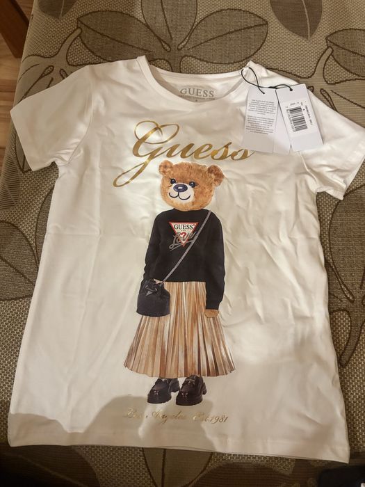 Нова тениска Guess за момиче