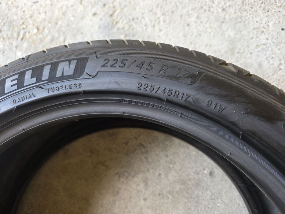 225 45 17 Michelin Primacy4