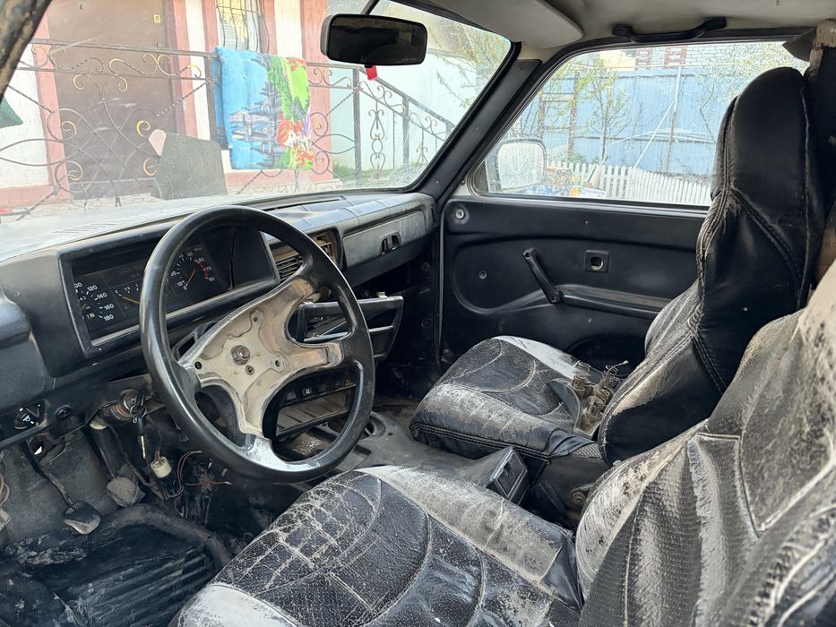 Продам Нива  ваз 2131, 5 дверная