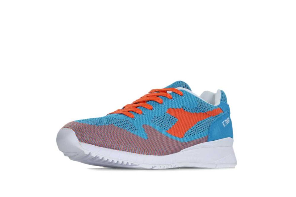 Adidasi Diadora V7000 Weave marimea 41 -LICHIDARE STOC-